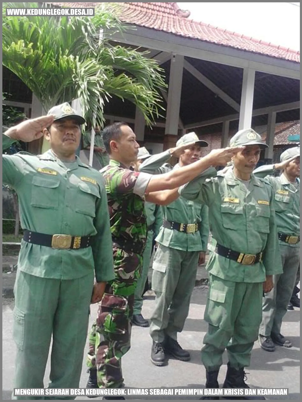 Mengukir Sejarah Desa Kedunglegok: Linmas sebagai Pemimpin dalam Krisis dan Keamanan